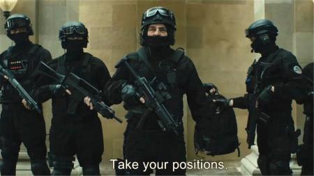 [文]14分钟看完动作犯罪电影《巴黎危机》特种部队监守自盗，侵入存有数吨金条银行，只用一个U盘就带走5亿