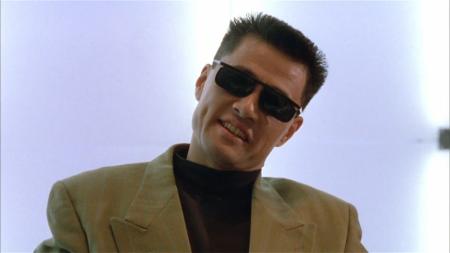 [文]一个月才几百块，你玩什么命啊李连杰于荣光经典《赤子威龙》