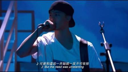 [文]《蓝色骨头》解说文案《蓝色骨头》：时代断层处一点声响与颜色