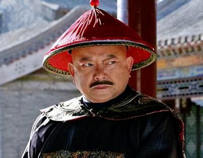 清朝和珅的贪腐之谜：他到底贪了多少钱？