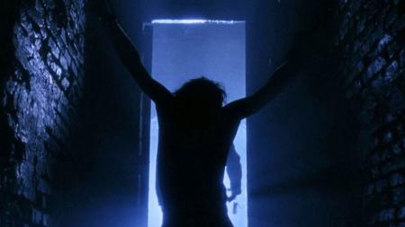 [文]《黑狱风云》：一口气看《黑狱风云》，小黑屋把五元盗贼关成杀人犯