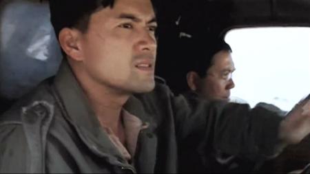 [文]《长官传奇》解说文案《长官传奇》千人首映礼盛大举行 首批观众好评如潮