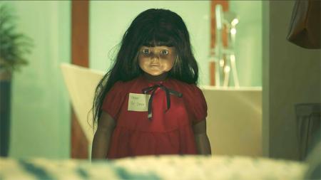 [文]《灵偶》2023最新恐怖片《灵偶》，灵偶入侵恶魔附体，死亡诅咒血腥杀戮