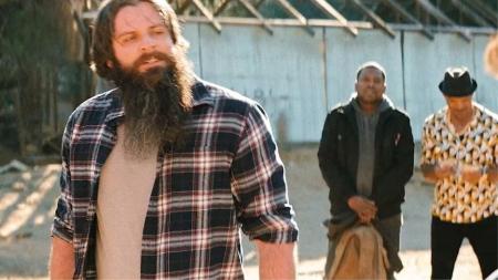 [文]《灭灯军团》2024最新动作爽片《灭灯军团》，它是一部探讨人性和正义的电影！