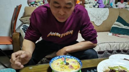 [文]《蛋糕》解说文案只是因为人