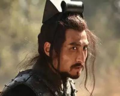 英布的背叛：个人野心与形势选择的交织