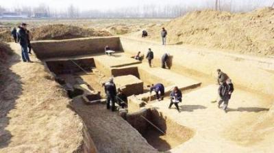 [视]江西挖出千年古墓，46名妙龄少女赤身殉葬，专家看后一阵胆寒