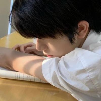 【爱情】情侣海边黄昏文案高级感（黄昏海边爱情文案）