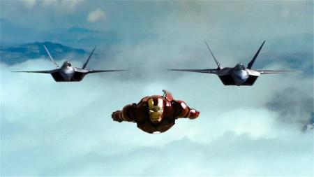 [文]天才小伙造出超音速飞行铠甲，把战斗机都吓傻了！电影《钢铁侠》