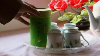 [视]案发现场 ：刑警来死者家里，桌面上的下火茶，引起刑警的注意