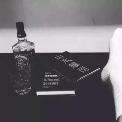 【唯美】春天江边的唯美句子短句（春天海边的句子唯美短句）