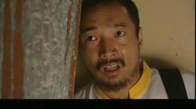 [视]无处藏身：全国通缉犯潜逃福建，在饭店当厨子，谁知警察查证吓坏