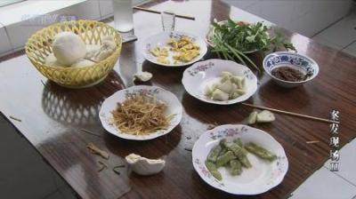 [视]案发现场：夫妻俩人死亡，家里凌乱不堪，可桌面上的食物却很整齐
