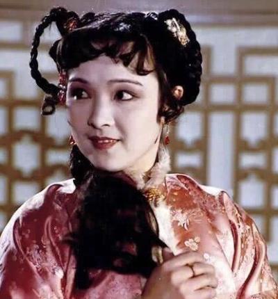 柳湘莲与薛宝琴：一段门当户对的联姻