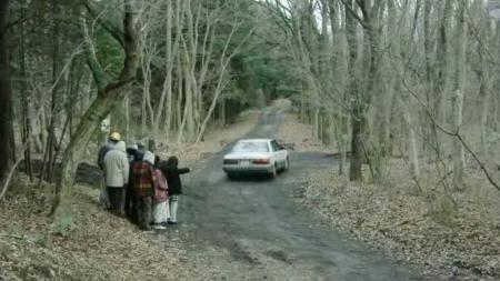 [视]几分钟看《毛骨悚然撞鬼经》诡异的三岔路口，怎么走也走不出去