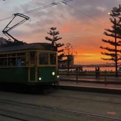 【爱情】爱情中受了委屈的文案（爱情无奈和遗憾的文案）