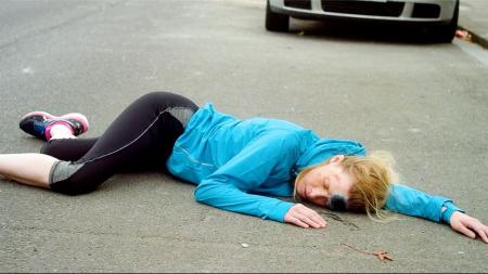 [文]女子住院发生诡异的事情，一个看不见的人在伤害她《指甲人》