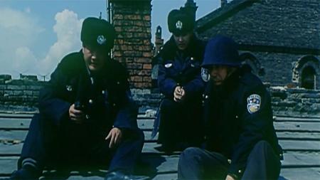 [文]老警察利用电工知识自学拆弹犯罪分子瑟瑟发抖解说《千钧一发》