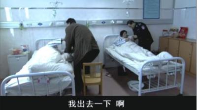 [视]软弱：穷小子在医院照顾丈母娘，被保安瞧不起，怎料局长亲自探望