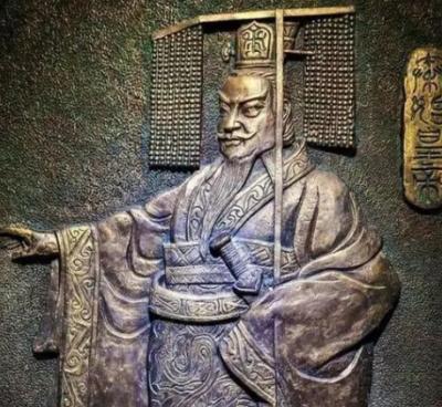 嬴政的心思：李斯与韩非之间的选择