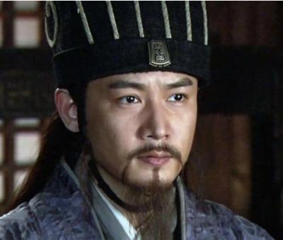 黄石公与诸葛亮：历史长河中的两位智慧巨匠