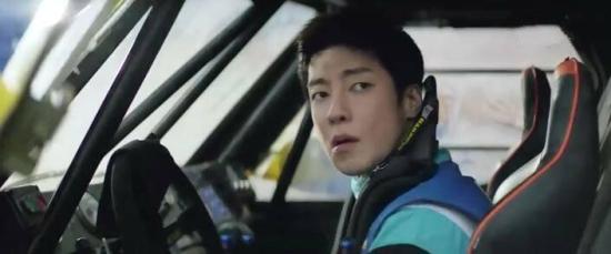 《越过山丘》_第1集_分集剧情