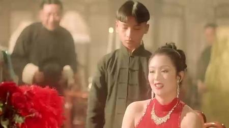 [文]剧情《摇啊摇，摇到外婆桥》电影解说文案