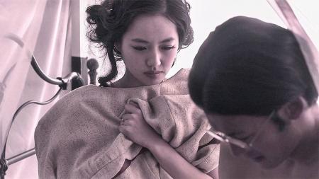 [文]惊悚悬疑《屋顶的散步者》电影解说文案