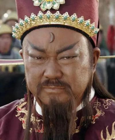 探究包拯不可侵犯的缘由