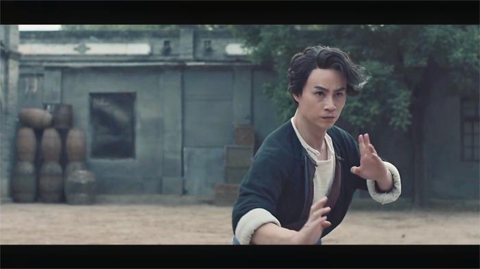 搞笑电影《功夫机器侠之北腿》--[原创首发]-吾爱文案网