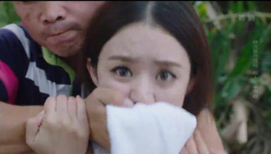 《你和我的倾城时光》_第1集_分集剧情