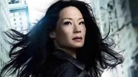 [文]动作电影《霹雳娇娃》解说文案