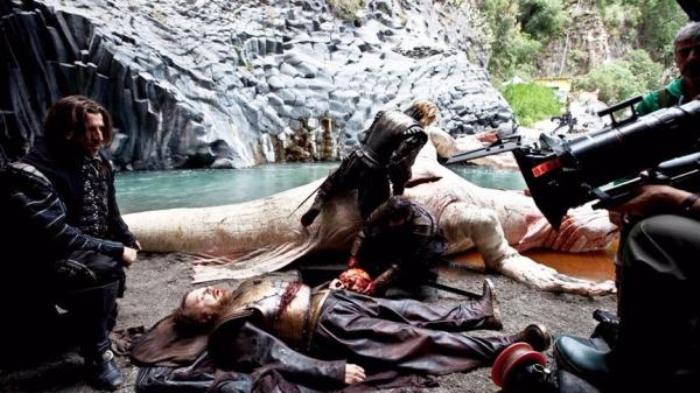 魔幻题材的电影《故事中的故事》解说文案-[原创首发]-吾爱文案网