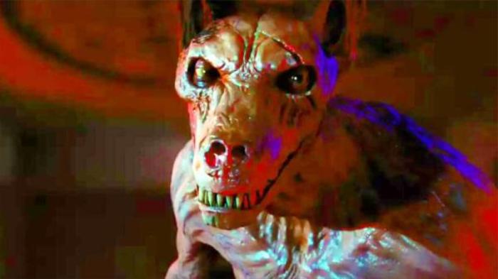 《夺命金字塔》地底挖出千年金字塔，竟然只有三个面！老人劝告千万别进！惊悚片《金字塔》-[原创首发]-吾爱文案网