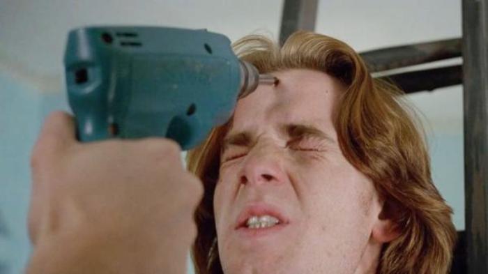 惊悚悬疑片《浅坟》解说文案-[原创首发]-吾爱文案网