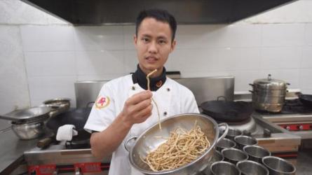 【各种药材精美图册】:厨师长教你做菜视频[美食作家王...-课程-网盘资源分享