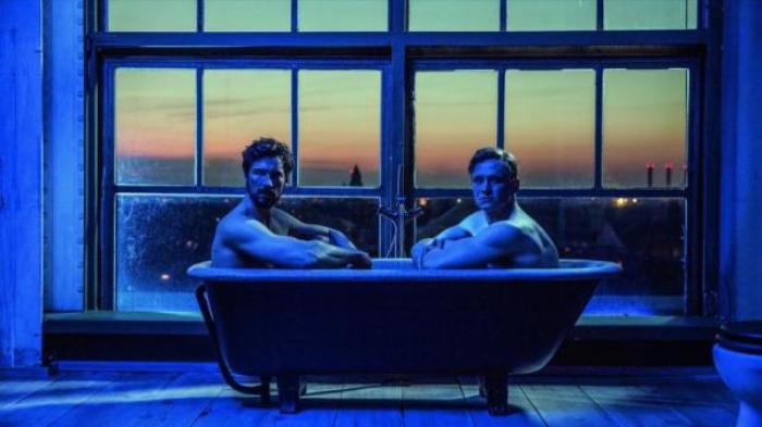 两型男醒来发现身上啥也没剩，每天只能取一样东西《一百样东西》电影解说文案-[原创首发]-吾爱文案网