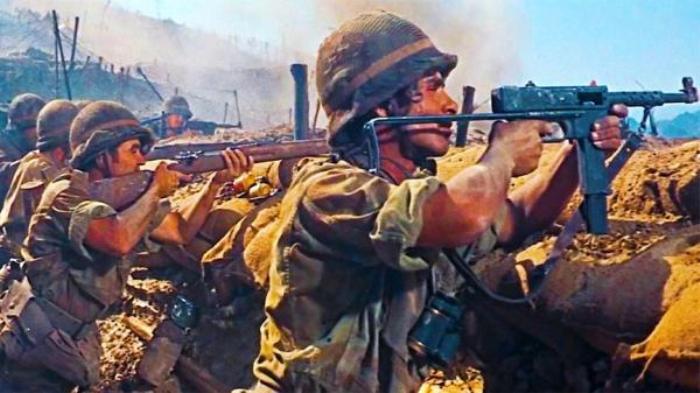 55年前的经典战争片，法军固守高地遭越军围攻，又遭反抗军埋伏_《野战雄师》-[原创首发]-吾爱文案网