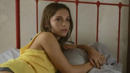 [文]剧情电影《情迷假期》解说文案