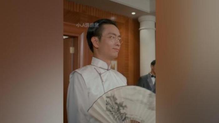 《南海十三郎》豆瓣9.2分冷门佳作，一代名编剧剧本被魔改，于是成为了疯子电影解说文案-[原创首发]-吾爱文案网