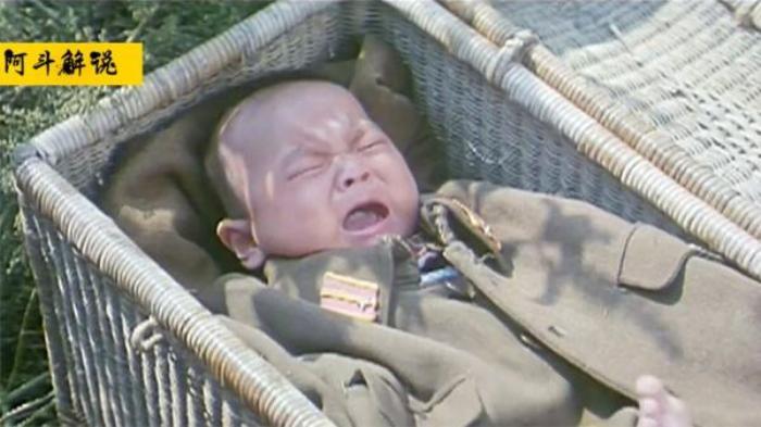 《清凉寺钟声》中国大妈捡到日本弃婴，不顾反对抚养他长大，让日本人羞愧的电影电影解说文案-[原创首发]-吾爱文案网