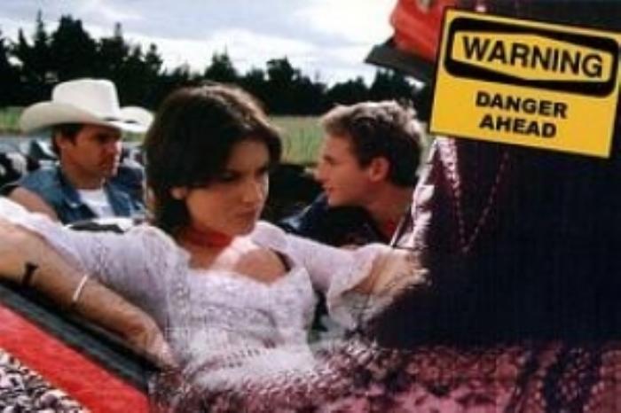 [原创][吾爱原创]奇幻《蛇皮美人》电影解说文案-[原创首发]-吾爱文案网