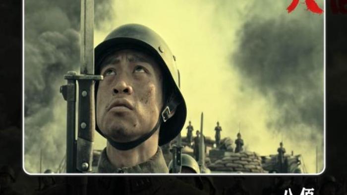 《八佰》一部没有主角的战争电影，导演管虎耗时8年筹备，成就经典！电影解说文案-[原创首发]-吾爱文案网