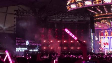 抖音无人直播广场舞，没赶上云蹦迪，一定要赶上云广场...-课程-网盘资源分享