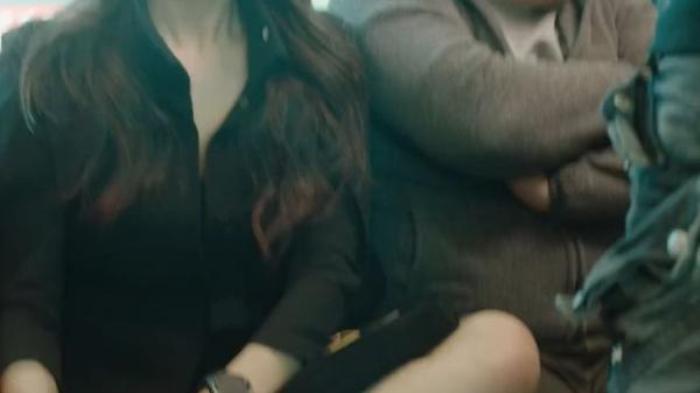 五分钟看《回来大叔》，大叔重生成美女，连自己都不相信，还检查电影解说文案-[原创首发]-吾爱文案网