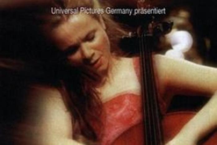 [原创][吾爱原创]剧情电影《她比烟花寂寞》解说文案-[原创首发]-吾爱文案网