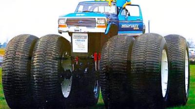 世界上最不可思议的6辆怪兽卡车，任何车都被无情碾压！超级过瘾