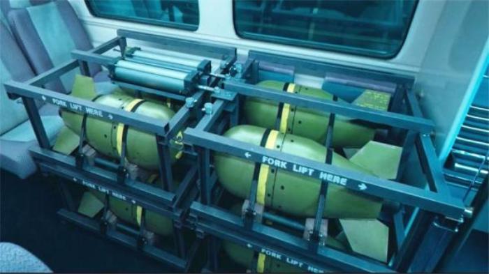 香港犯罪片《拆弹专家2》，爆炸场景高燃混剪，全程高能特效炸裂电影解说文案-[原创首发]-吾爱文案网