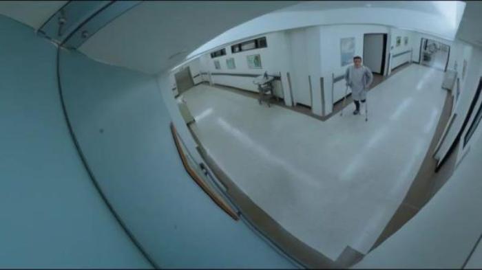 手机应用被诅咒能预知死亡，恶魔借助它来杀人，恐怖片《倒忌时》电影解说文案-[原创首发]-吾爱文案网