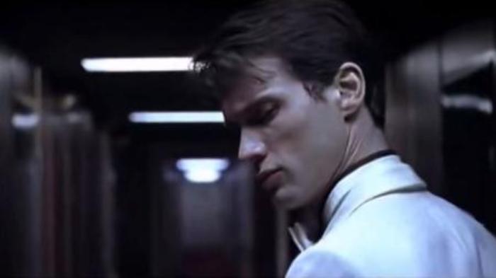 一部德国惊悚片《海上倒计时》天堂与地狱就在一瞬间-吾爱原创解说文案-[原创首发]-吾爱文案网